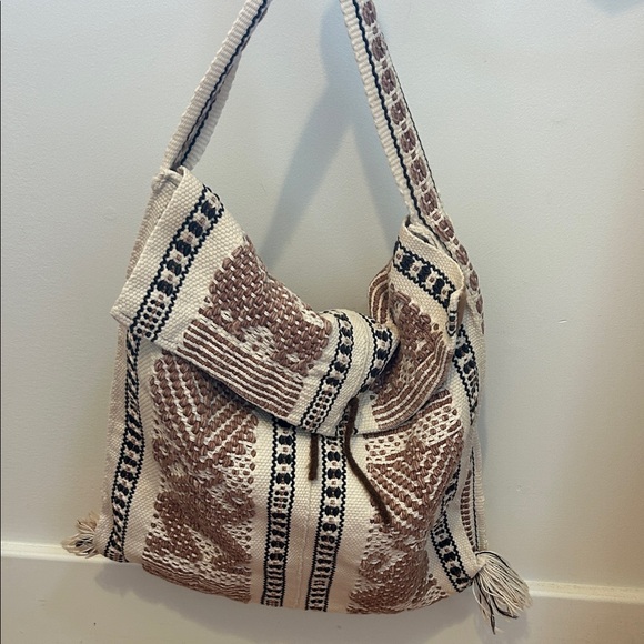 Handbags - Cream Boho Shoulder Bag